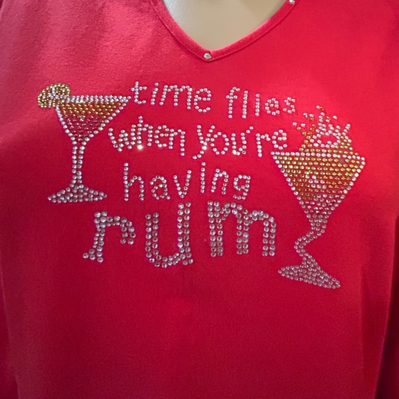 “Time Flies when you’re having Rum” 3/4 length sleeves red r-shirt. Sz M - Picture 4 of 4